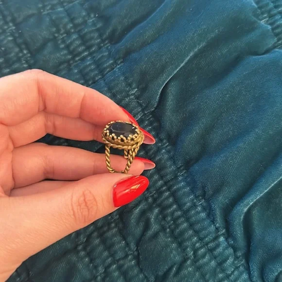 Vintage adjustable black glass ring - Picture 3 of 6